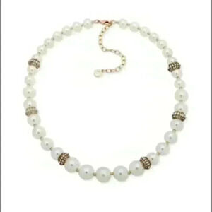 Anne Klein new Collar Pearl Necklace